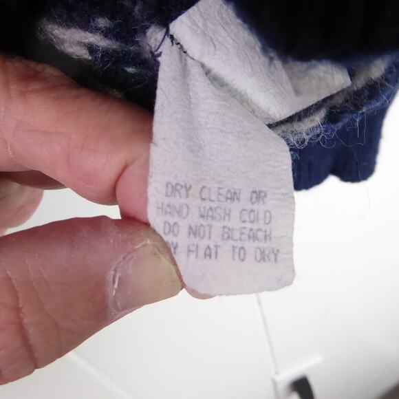 VTG American Eagle Outfitters Wool Blend Sweater SZ M Grandpa Winter MiUSA - Picture 5 of 7